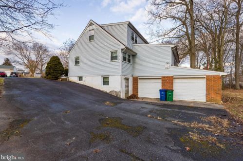 427 Holiday Dr, Aberdeen MD  21001-1813 exterior