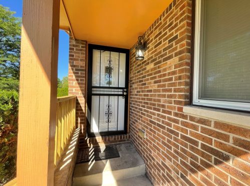 4318 Mayfair Ct, Country Club Hills, IL 60478-5132
