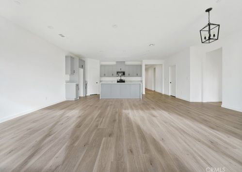 10691 Brookfield Dr, Riverside CA  92505-3961 exterior