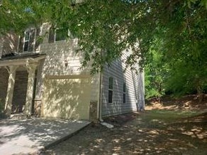 1680 Southgate Mill Dr, Duluth GA  30096-8836 exterior