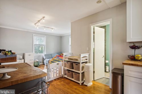 10130 Brookmoor Dr, Silver Spring MD 20901-2712 exterior