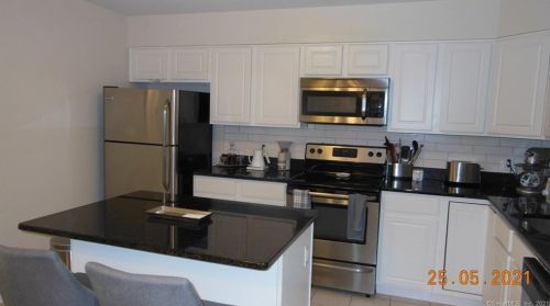 704 Lainey Ln, Killingly, CT 06239-3726