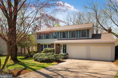 7573 Cloud Ct, Springfield, VA 22153-1804