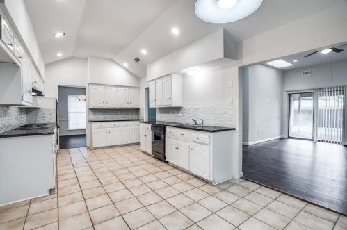 2312 Regal Rd, Plano TX  75075-6610 exterior