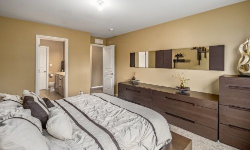 1467 Bar Harbor Ct, Pingree Grove IL  60140-2077 exterior