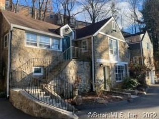 3 Valley View Rd, Norwalk CT  06851-1028 exterior