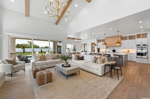 656 750, Woodland Hills UT 84653-5653 exterior