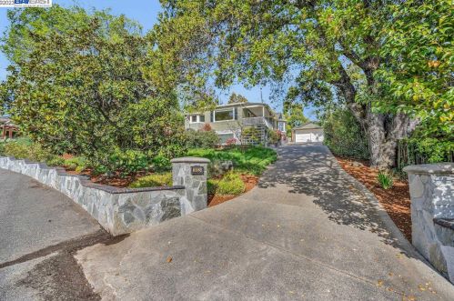 18024 Walnut Rd, Hayward, CA 94546-1337