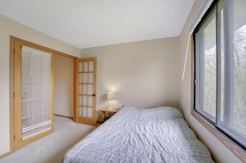 3235 Dodd Ln, Saint Paul MN 55121-2305 exterior