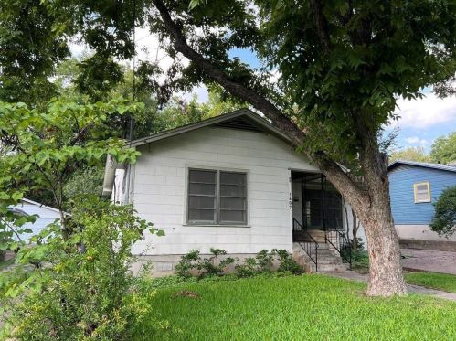 1607 Dexter St, Austin TX  78704-2102 exterior