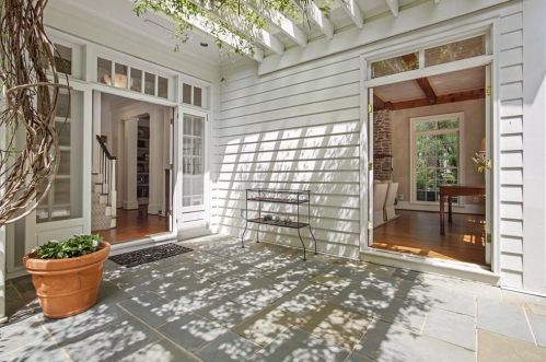 2839 Dover Rd, Atlanta GA  30327-1209 exterior