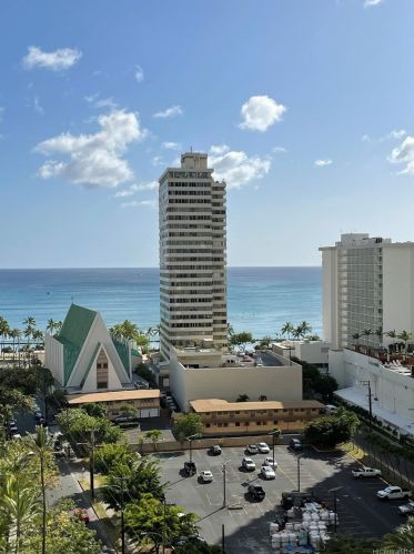 201 Ohua Ave, Honolulu HI  96815-3653 exterior