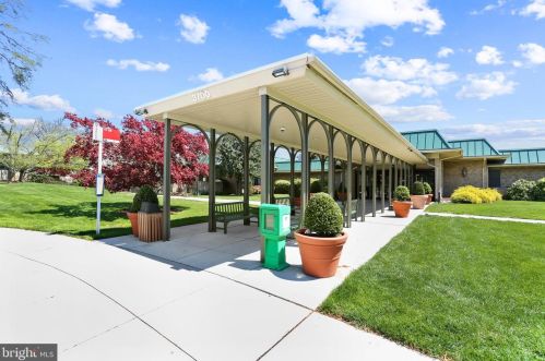 15100 Interlachen Dr, Silver Spring MD 20906-5611 exterior