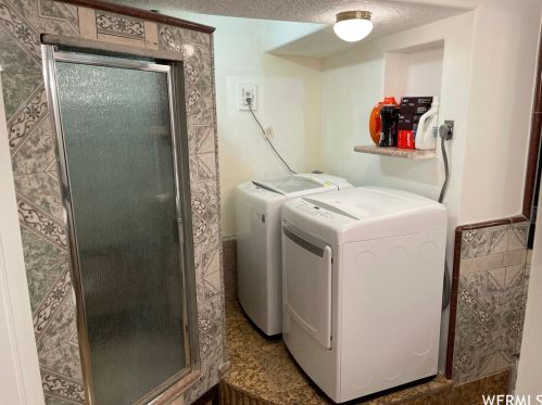 3034 Linton Dr, Taylorsville UT 84088-4632 exterior