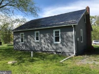 1809 State Rd, Duncannon PA  17020-9019 exterior