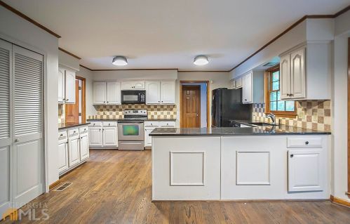 1526 Oakmoor Pl, Marietta, GA 30062-2729
