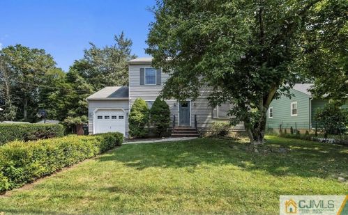 101 Levgar St, Piscataway, NJ 08854-1422