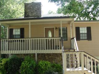 227 Clydesdale Ln, Mableton, GA 30126-3668