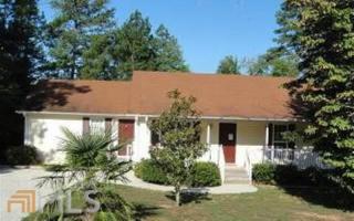 69 Hancock Dr, Toccoa, GA 30577-8792