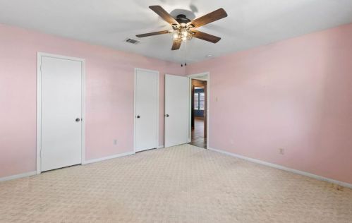 111 Butlers Ct, Conroe TX  77385-7906 exterior