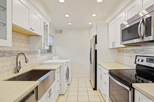 4708 Park Granada, Calabasas, CA 91302-1523