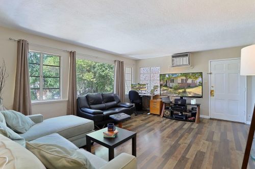 1510 Tuxedo Ave, Stockton, CA 95204-4947
