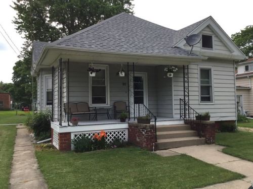 103 Johnson Pyle Dr, Altona, IL 61414-5095