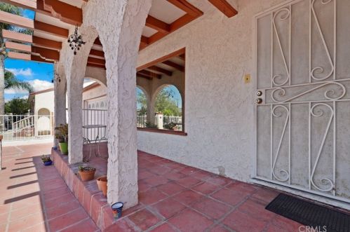 515 Townsend St, Santa Ana CA 92703-2838 exterior