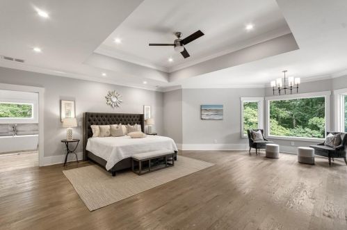 367 Herrington Dr, Atlanta GA  30342-3819 exterior