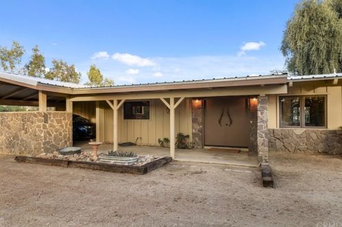 961 Pine Ave, San Jacinto, CA 92582-4520