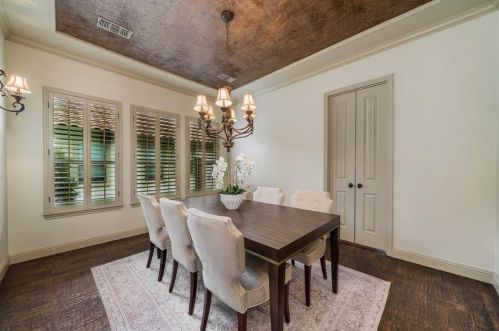 6600 Barcelona, Irving TX  75039-3043 exterior