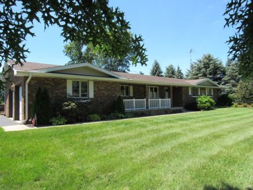1027 Kennedy Rd, Braidwood, IL 60408-1850