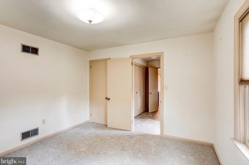 1992 Drexel Ave, Lancaster PA  17602-3365 exterior