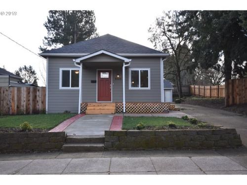 9320 Bristol Ave, Portland, OR 97203-2142
