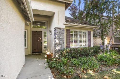 2304 Arcadian Shores Trl, Oxnard, CA 93036-7781