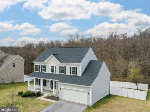 365 Chickamauga Dr, Harpers Ferry WV 25425-3633 exterior