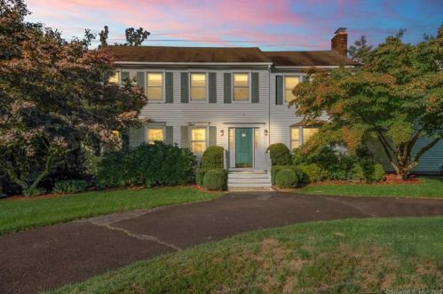 75 Partridge Dr, Upper Stepney, CT 06468-1620