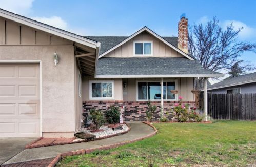 163 Fairview Dr, Vacaville, CA 95687-6428