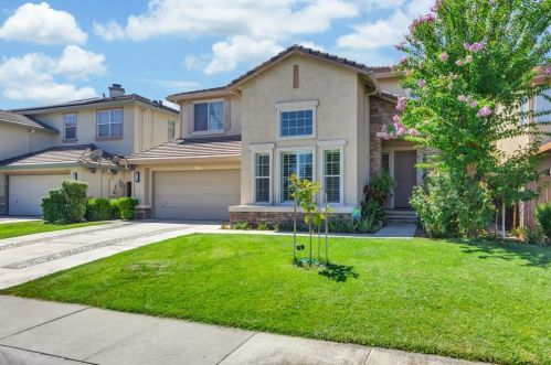 1721 Bastona Dr, Elk Grove, CA 95758-7100
