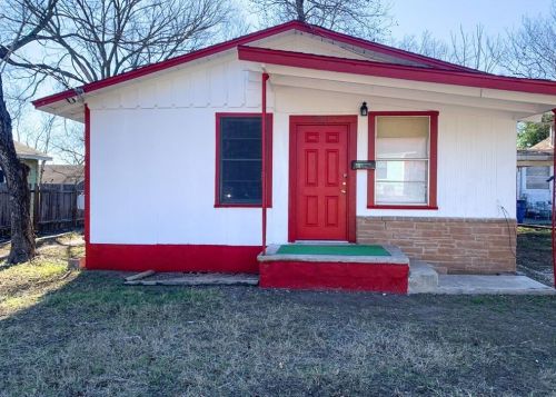 2601 18th St, Austin TX  78702-1423 exterior