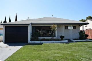 2206 Raymond St, Compton, CA 90220-4046