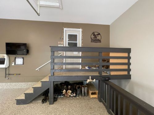 409 Swanson Rd, Sycamore IL  60178-1126 exterior