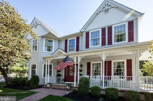 20 Emily Pl, Trenton, NJ 08690-1400