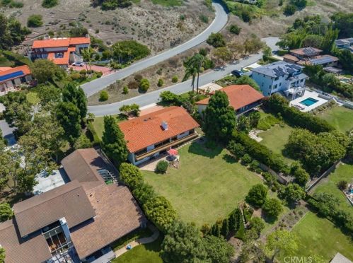 2836 Victoria Pl, Palos Verdes Estates, CA 90274-4468