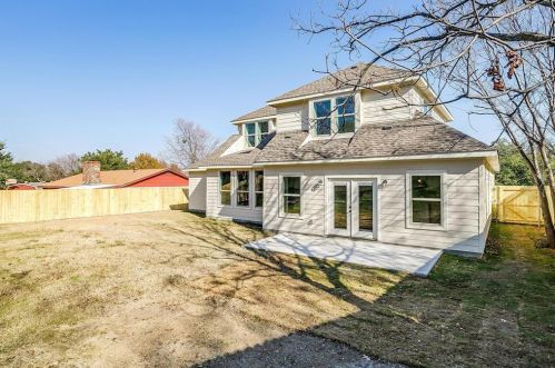 209 Lochness Ln, Fort Worth TX  76126-3212 exterior