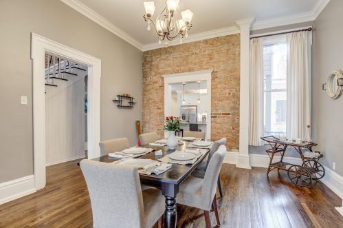 2017 Elm St, Cincinnati OH  45202-4942 exterior