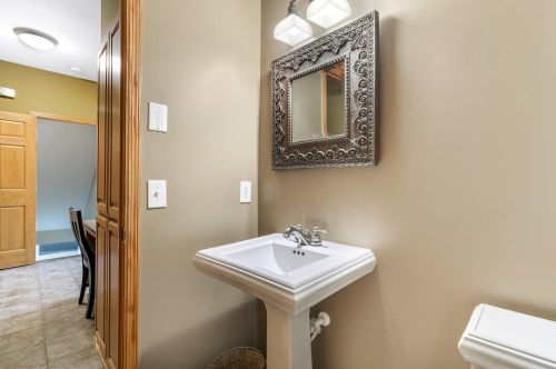 2232 Estates Dr, Saint Paul MN  55122-4038 exterior