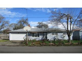 366 40th Pl, Salem, OR 97317-5401