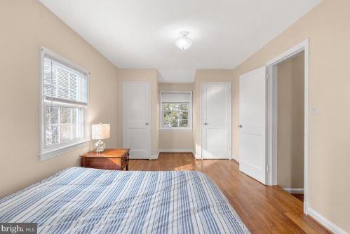 1626 Oakview Dr, Silver Spring MD 20903-2243 exterior