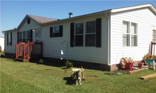 224 3rd St, Dickson, TN 37055-4509
